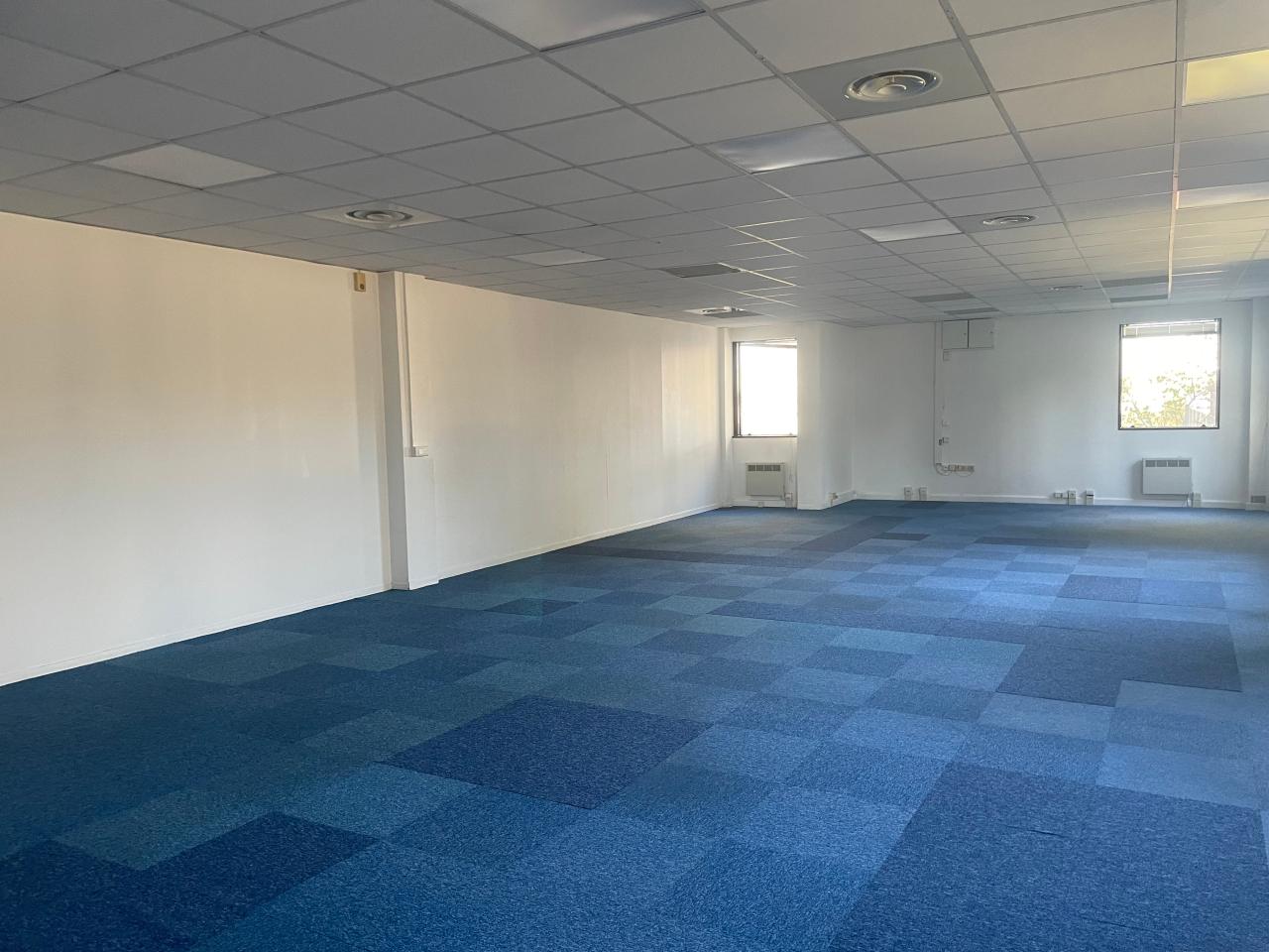 Bureau Aix-en-Provence 434m² Location bureau Aix-en-Provence Bouches-du-Rhône OLBUR2115175 12